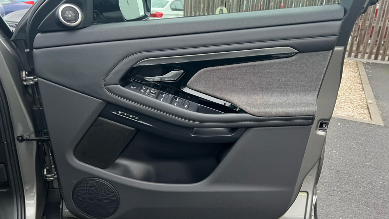 Land Rover Range Rover Evoque 2.0 D180 HSE 5dr Auto Diesel Hatchback